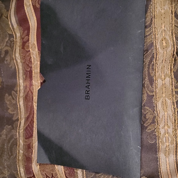 - Brahmin  Hp  chain clip off or around neck chain laynard  color shiny black ⚫️ - Picture 8 of 10